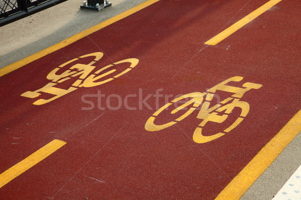 Fahrrad Spur Zeichen Stadt Straße Stock foto © Gudella
