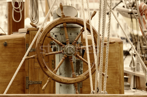 Eski yelkenli ahşap tekne tekerlek antika Stok fotoğraf © guffoto