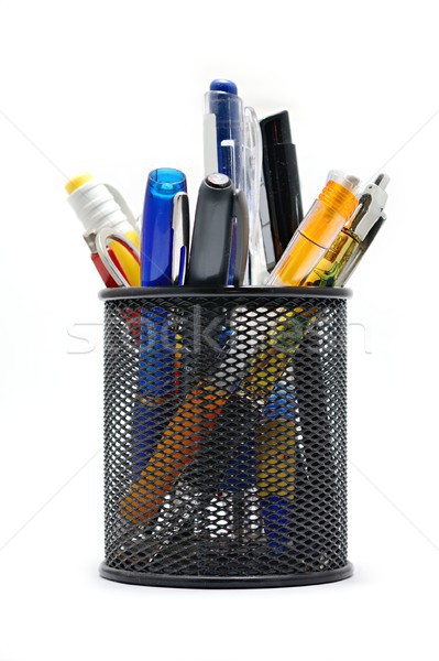 [[stock_photo]]: Bureau · pot · noir · crayons · stylos · blanche