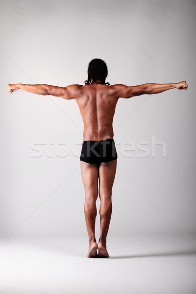 Foto stock: Jóvenes · masculina · bailarín · posando · gris · mano