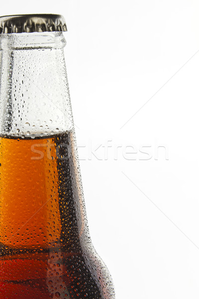 Sodă sticlă bauturi alcoolice picături de apă lumina bea Imagine de stoc © hanusst