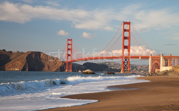 Golden Gate Bridge onde San Francisco cielo acqua strada Foto d'archivio © hanusst