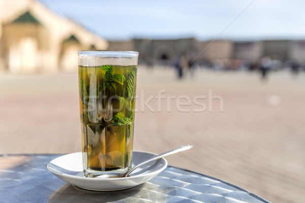 Verre menthe thé Maroc eau alimentaire Photo stock © haraldmuc