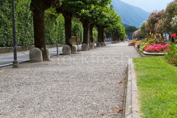 [[stock_photo]]: Promenade · ville · lac · Italie