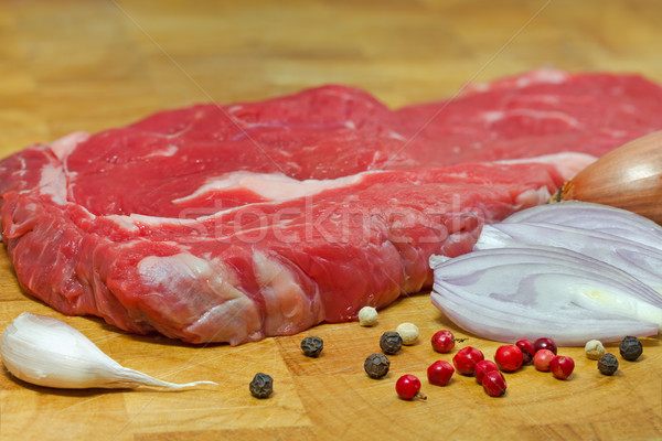 Carne filé cebolas pimenta vermelho Foto stock © haraldmuc