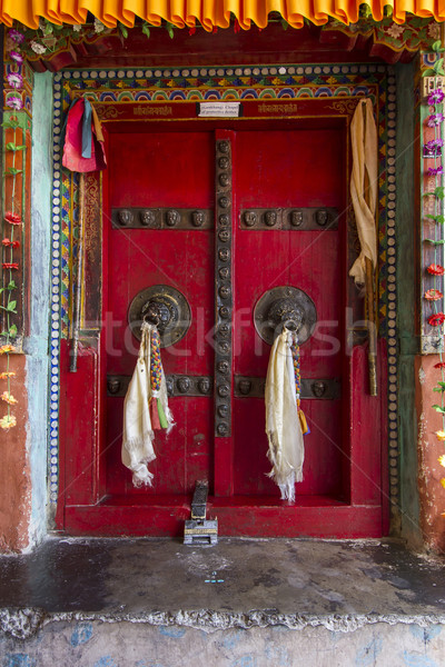 Vechi uşă manastire India lemn Imagine de stoc © haraldmuc