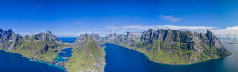 Levegő lélegzetelállító panoráma gyönyörű szigetek Norvégia Stock fotó © Harlekino