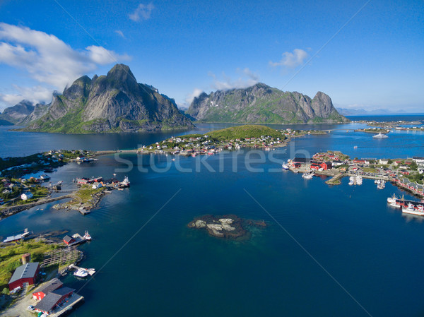 Légi lélegzetelállító légifelvétel halászat város szigetek Stock fotó © Harlekino