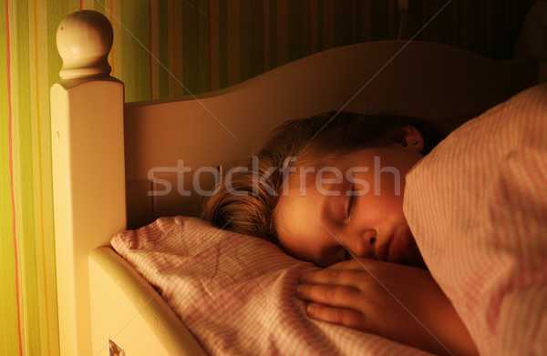 Schlafen kleines Mädchen gut Bett Augen home Stock foto © Hasenonkel