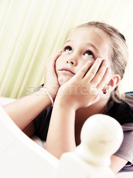 Kleines Mädchen schauen Himmel träumen Frau Mädchen Stock foto © Hasenonkel