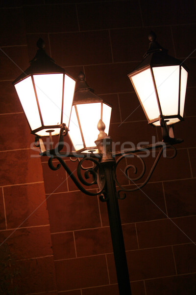 Oude straat lichten donkere nacht licht Stockfoto © Hasenonkel