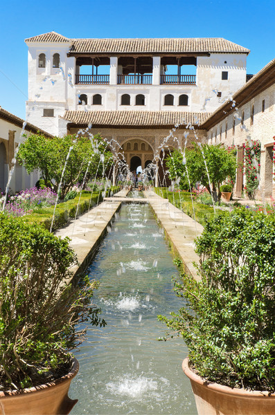 Fântână grădini alhambra palat Spania cer Imagine de stoc © HERRAEZ