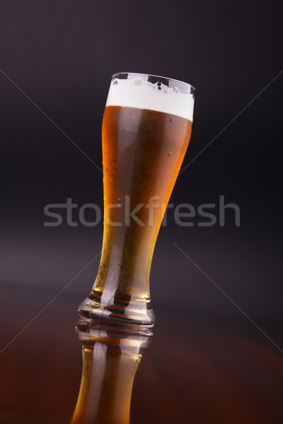 Vidrio cerveza oscuro beber Foto stock © hiddenhallow