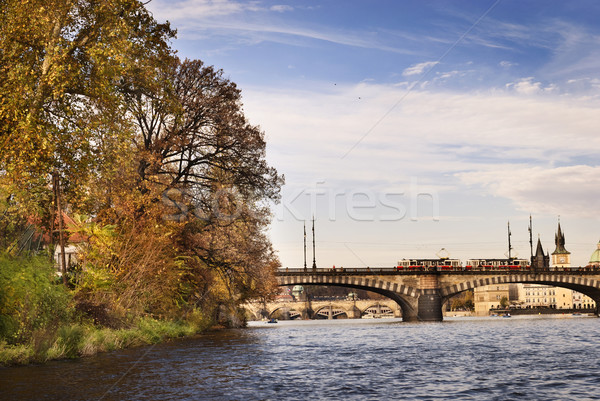 ストックフォト: プラハ · 表示 · 水 · 橋 · 都市 · ボート