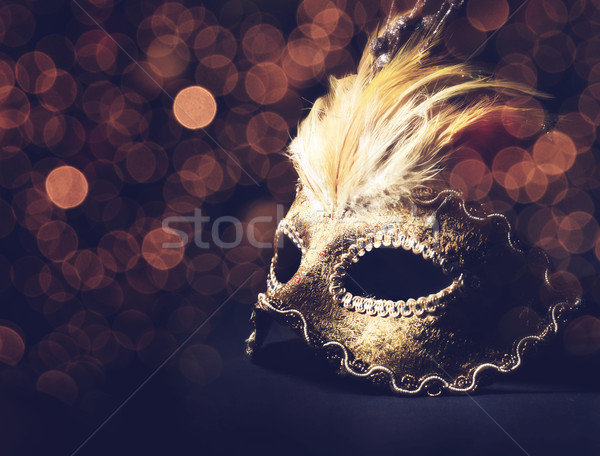 Venetiaans masker gouden zwarte achtergrond schoonheid veer Stockfoto © hitdelight