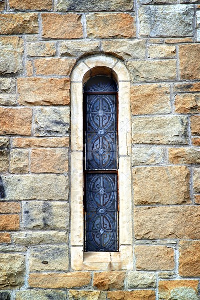 教会 ウィンドウ 狭い ステンドグラス 岩 壁 ストックフォト © hlehnerer
