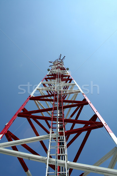 Antenna gsm rete bianco cielo blu chiamata Foto d'archivio © Hochwander
