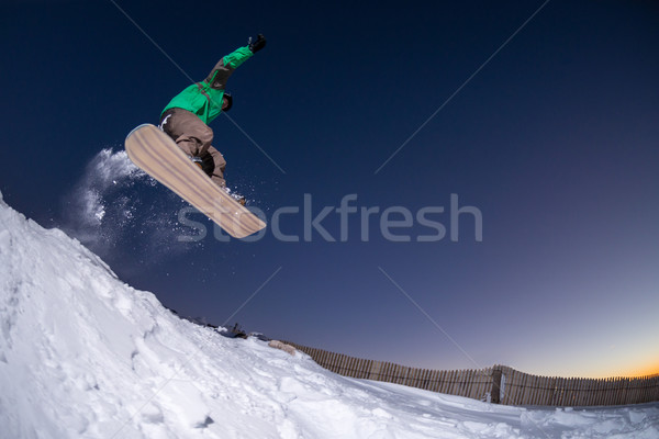 Snowboard montagnes jeune homme homme sport coucher du soleil [[stock_photo]] © homydesign