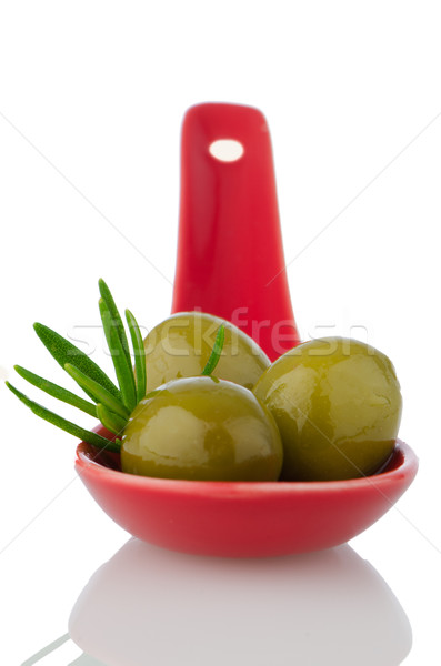 Măsline ceramică lingură busuioc ulei de măsline alimente Imagine de stoc © homydesign