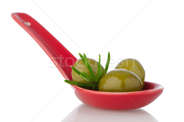 Măsline ceramică lingură busuioc ulei de măsline alimente Imagine de stoc © homydesign