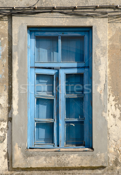 Vieux fenêtre fermé sale verre mur [[stock_photo]] © homydesign