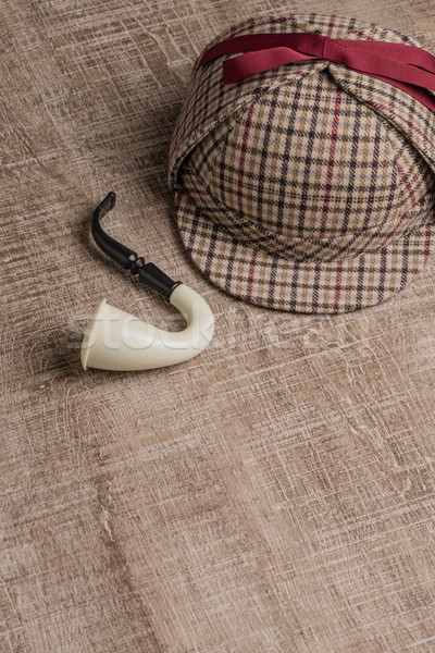 帽子 煙草 管 老 木桌 玻璃 商業照片 © homydesign