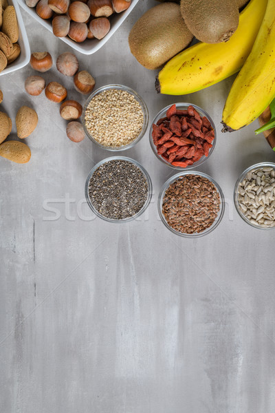 Gezonde veganistisch voedsel grijs exemplaar ruimte noten Stockfoto © homydesign