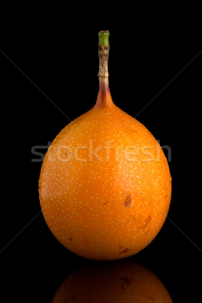 Passion fruit maracuja granadilla Stock photo © homydesign