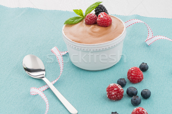 Шоколадный мусс красный плодов фрукты десерта Sweet Сток-фото © homydesign
