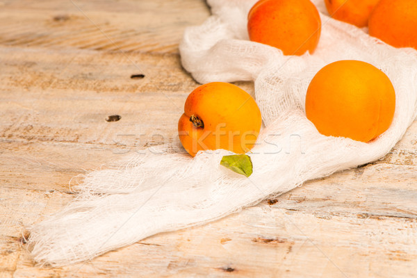Fraîches blanche drap table en bois printemps fruits [[stock_photo]] © homydesign