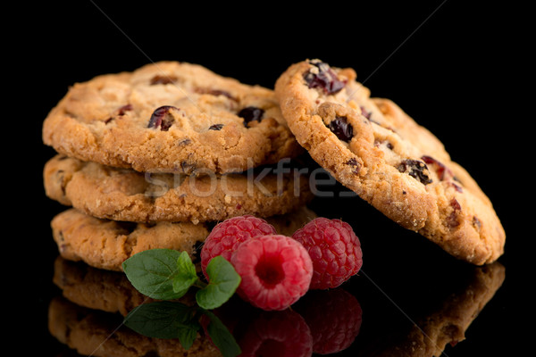 Foto d'archivio: Essiccati · frutti · chip · cookies · lamponi · isolato