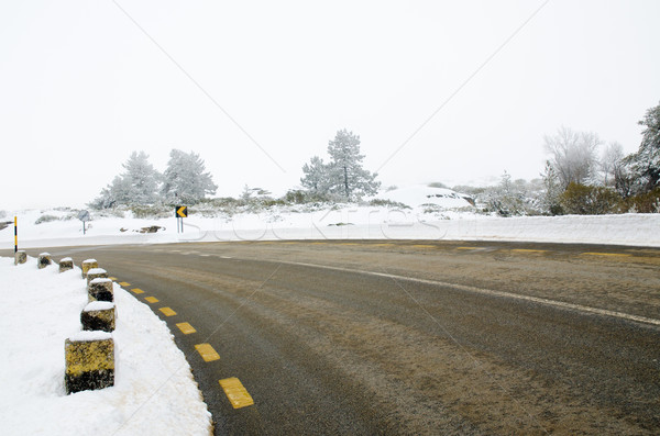 Foto stock: Carretera · montana · blanco · nieve · coche · calle