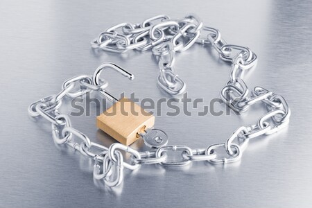 [[stock_photo]]: Ouvrir · cadenas · chaîne · touches · chaînes · isolé