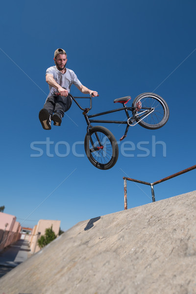 Fahrrad Stunt Schwanz Peitsche Quartal Stock foto © homydesign