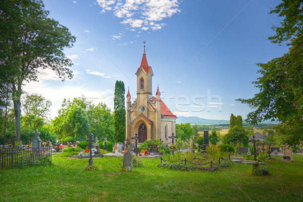 Foto stock: Nobre · túmulo · pequeno · aldeia · cemitério