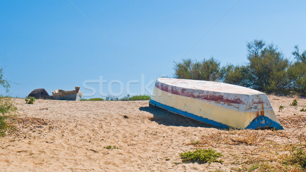 Сток-фото: лодка · пляж · старые · песчаный · побережье · природы