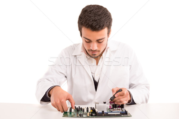 Foto stock: Técnico · trabajo · ordenador · ingeniero · de · trabajo · placa