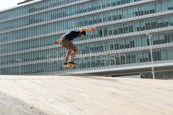 Skateboarder locale ciel homme sport [[stock_photo]] © hsfelix