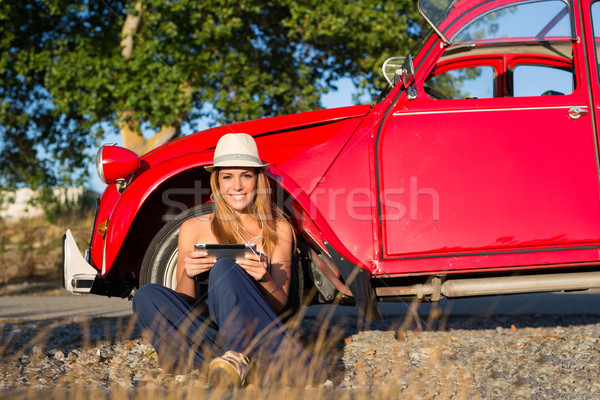 Arrêter peu jeune femme voiture voyage [[stock_photo]] © hsfelix