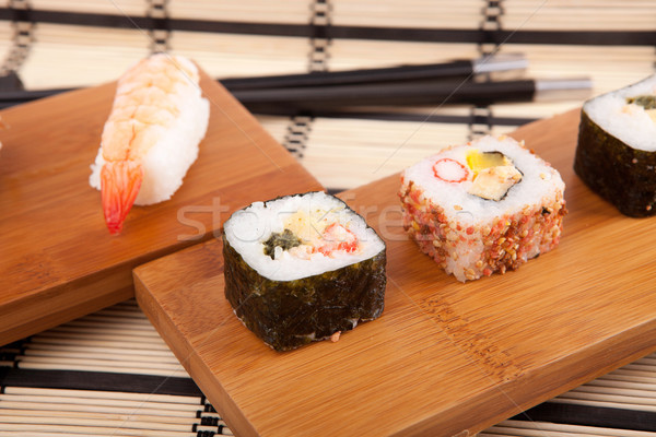 [[stock_photo]]: Sushis · pièces · isolé · blanche · alimentaire · restaurant