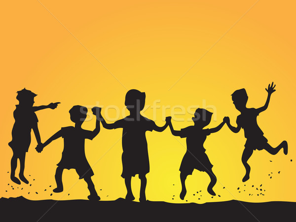 Joc copii siluetă grup fericit copiii se joacă Imagine de stoc © huhulin