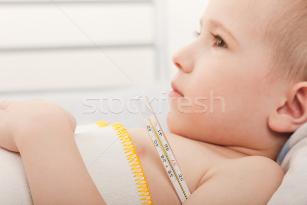 Gyermek mér hőmérséklet kicsi hideg influenza Stock fotó © ia_64