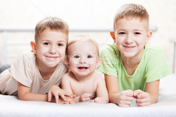 Tres hermano ninos familia felicidad pequeño Foto stock © ia_64