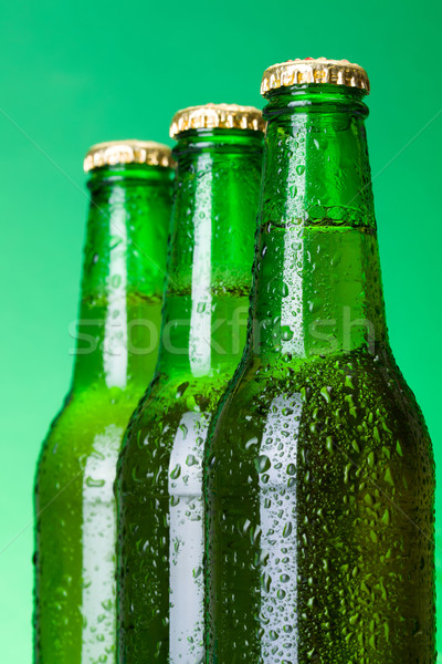 Tres mojado cerveza botellas vidrio fondo Foto stock © icefront