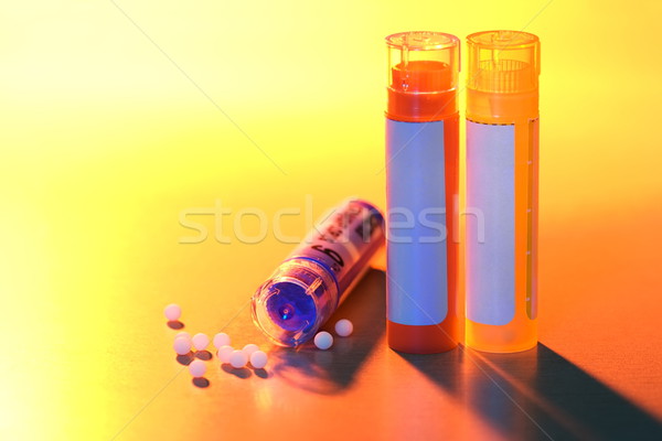 Homeopatycznych lek blisko widoku kolorowy świetle Zdjęcia stock © icefront