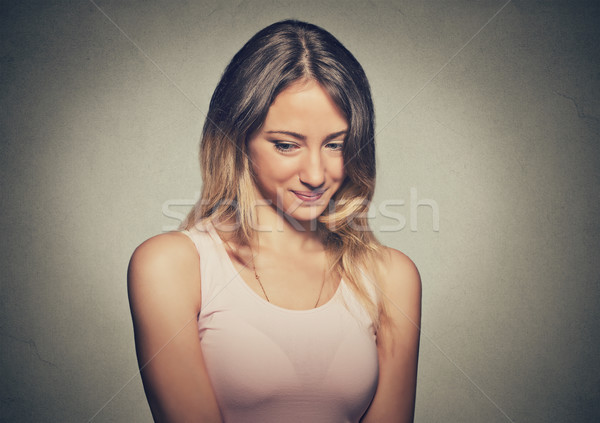 Falta confiança tímido mulher jovem constrangedor isolado Foto stock © ichiosea