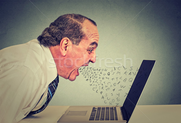 Dühös üzletember dolgozik számítógép sikít mérges Stock fotó © ichiosea