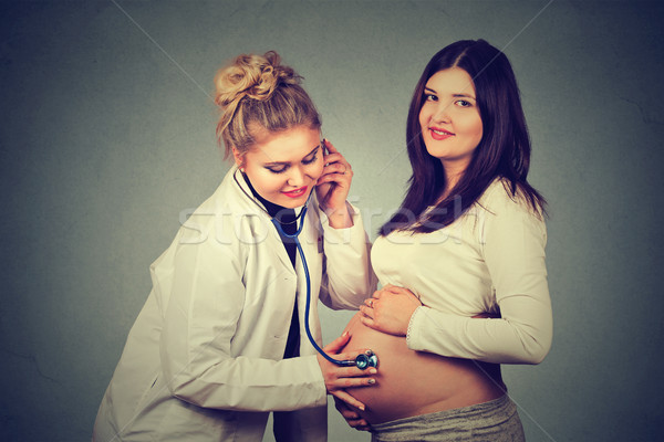 Medic femeie gravida fată mâini medical Imagine de stoc © ichiosea