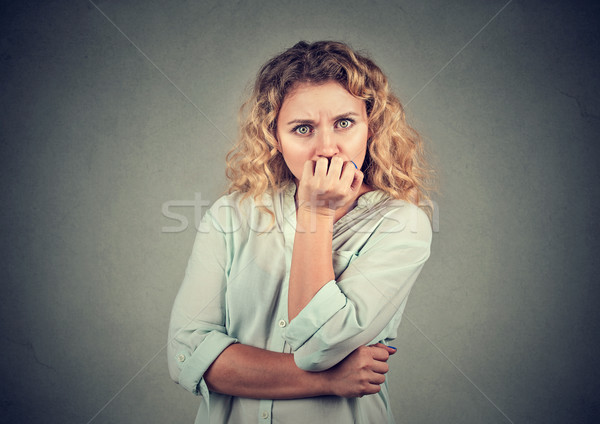 Portré nyugtalan nő harap körmök sóvárgás Stock fotó © ichiosea