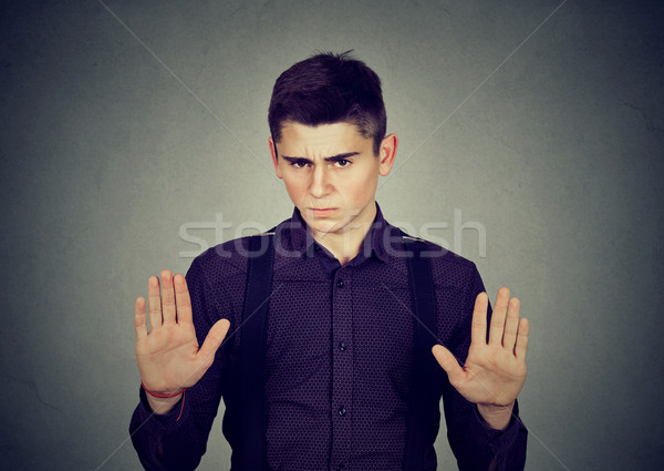 Mérges fickó mutat stop kézmozdulat fiatal Stock fotó © ichiosea